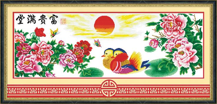 Tranh Thêu Chữ Thập Gia Đình Sung Túc