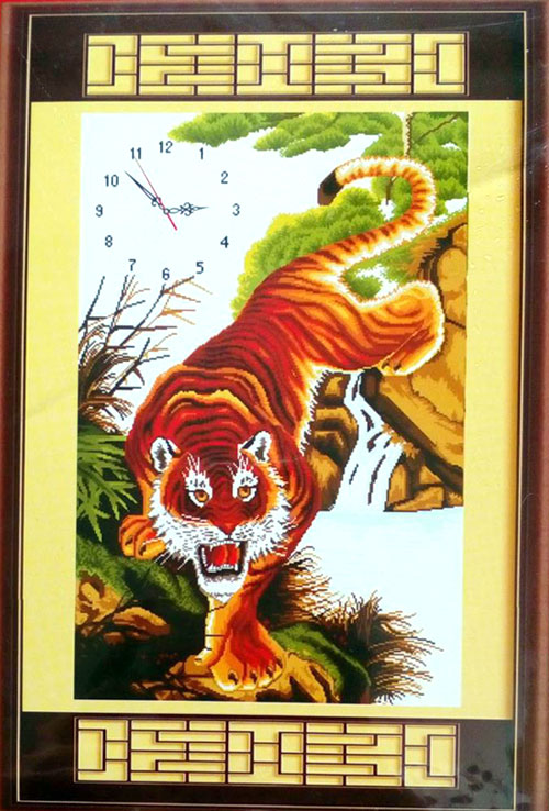 Mãnh Hổ (Tranh thêu chữ thập)