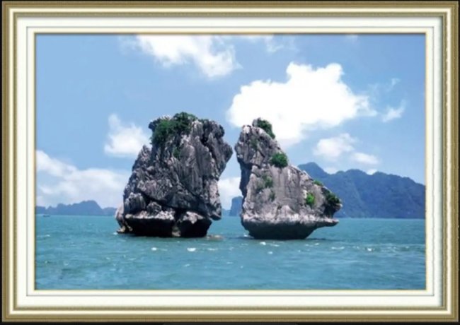 Tranh Thêu Chữ Thập Hòn Trống Mái ( ở vịnh hạ long)